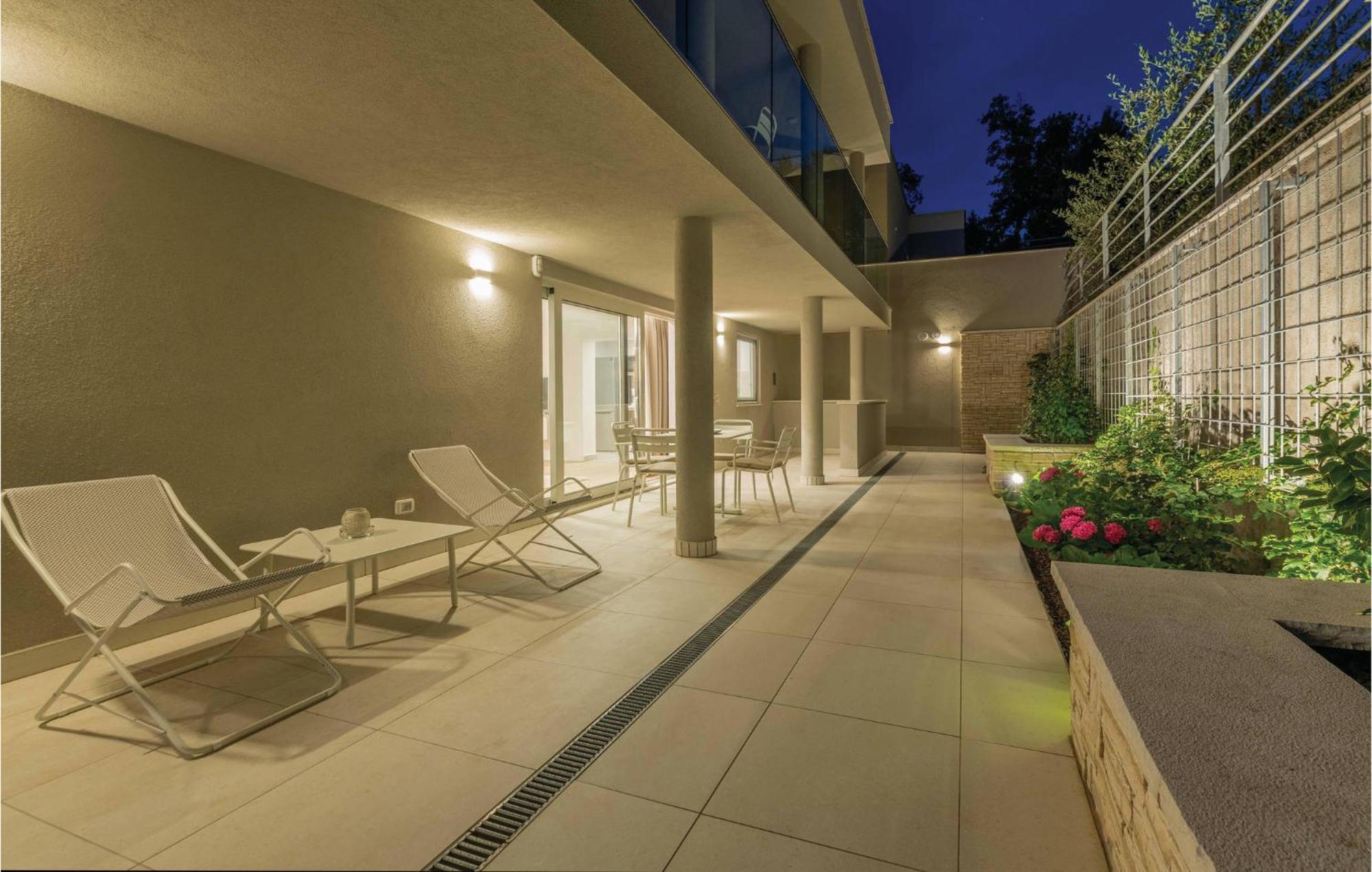 Nice Apartment In Plomin With Jacuzzi Exterior foto